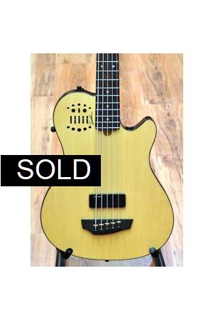 Godin A5 Ultra (B Stock) Godin A5 Ultra (B Stock)